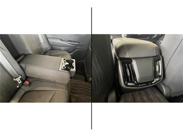 TOYOTA CROWN SEDAN HYBRID 2018 Image 31