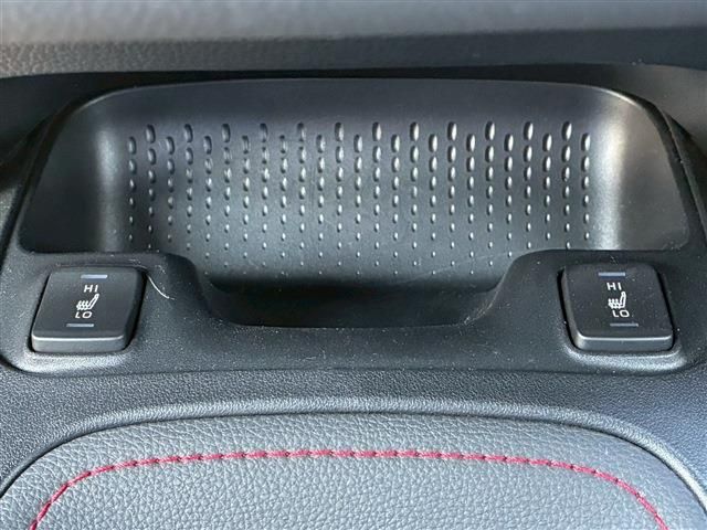 TOYOTA COROLLA SPORT HYBRID 2025 Image 31