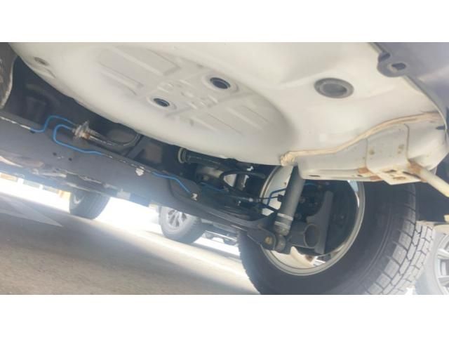 NISSAN JUKE 2011 Image 31