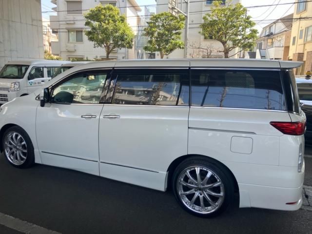 NISSAN ELGRAND 2012 Image 31