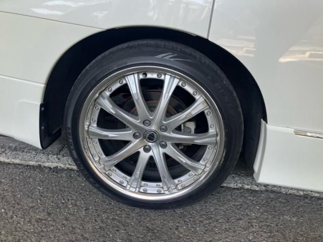 NISSAN ELGRAND 2012 Image 31