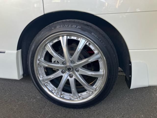 NISSAN ELGRAND 2012 Image 31