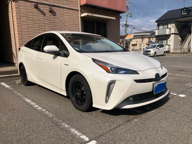 TOYOTA PRIUS 2019 Image 31