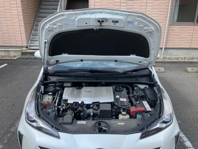 TOYOTA PRIUS 2019 Image 31