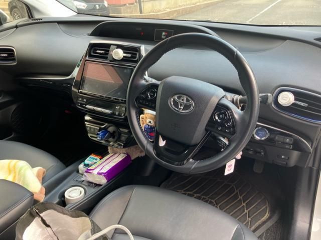 TOYOTA PRIUS 2019 Image 31