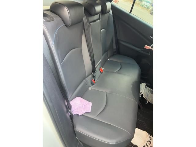 TOYOTA PRIUS 2019 Image 31