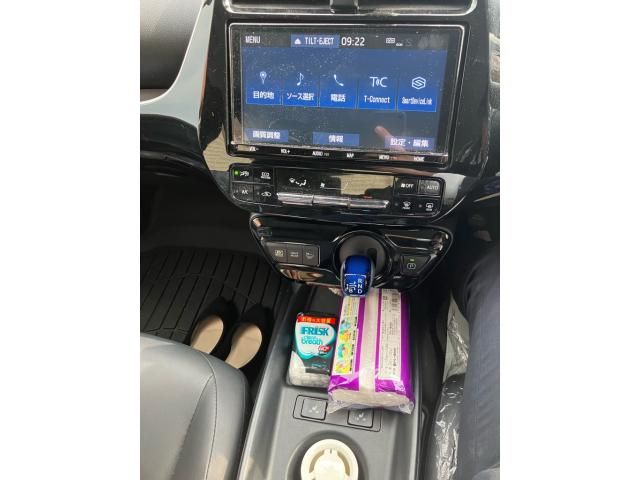 TOYOTA PRIUS 2019 Image 31