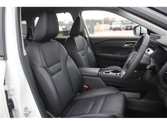 NISSAN X-TRAIL HYBRID 4WD 2025 Image 31