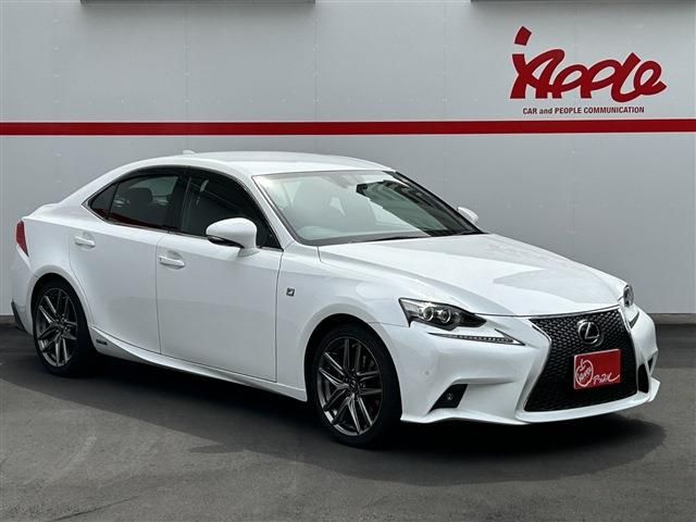 TOYOTA LEXUS IS300H 2013 Image 31