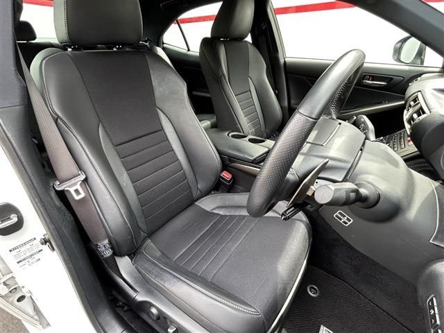 TOYOTA LEXUS IS300H 2013 Image 31