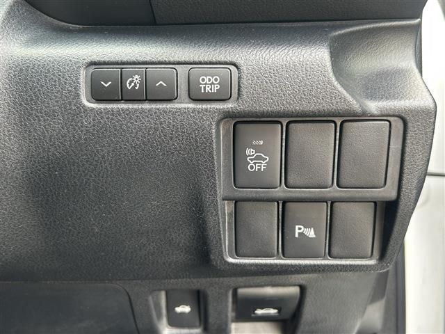 TOYOTA LEXUS IS300H 2013 Image 31