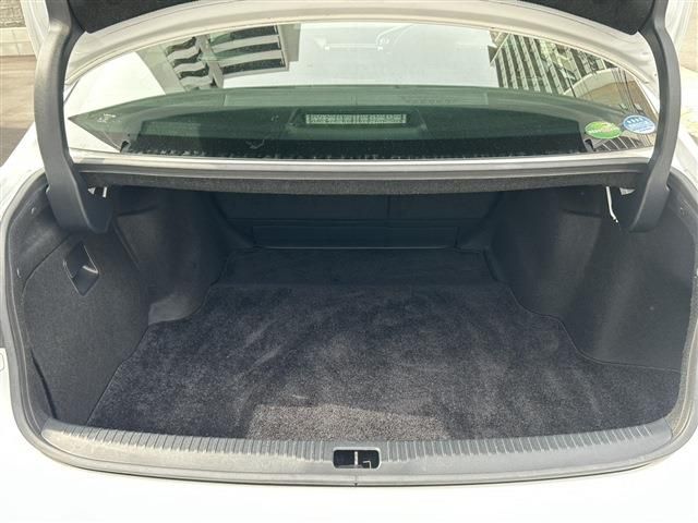 TOYOTA LEXUS IS300H 2013 Image 31