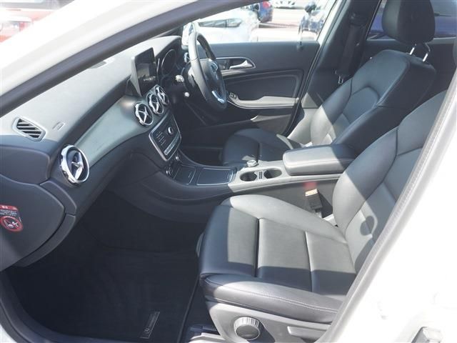 MERCEDES BENZ GLA CL 2017 Image 31