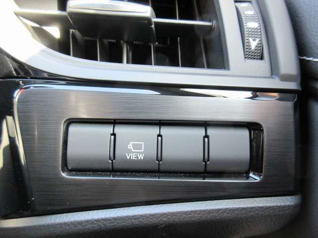 TOYOTA LEXUS ES300H 2023 Image 31