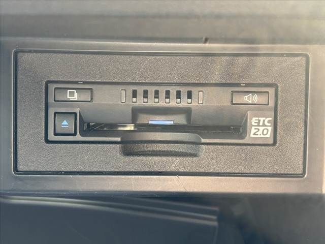 TOYOTA LANDCRUISER PRADO 2022 Image 31