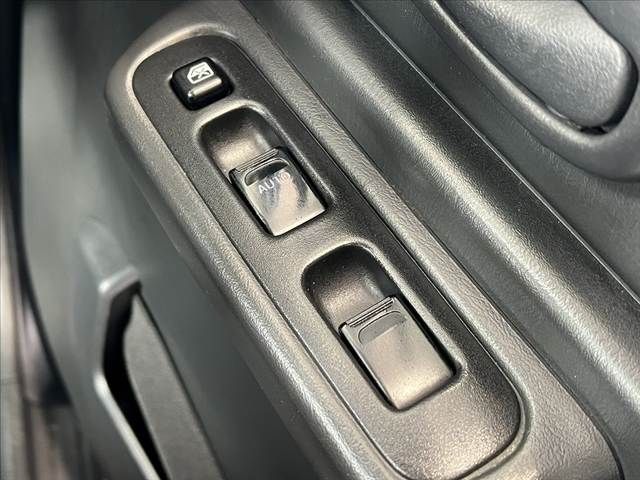 SUZUKI JIMNY 4WD 2003 Image 31