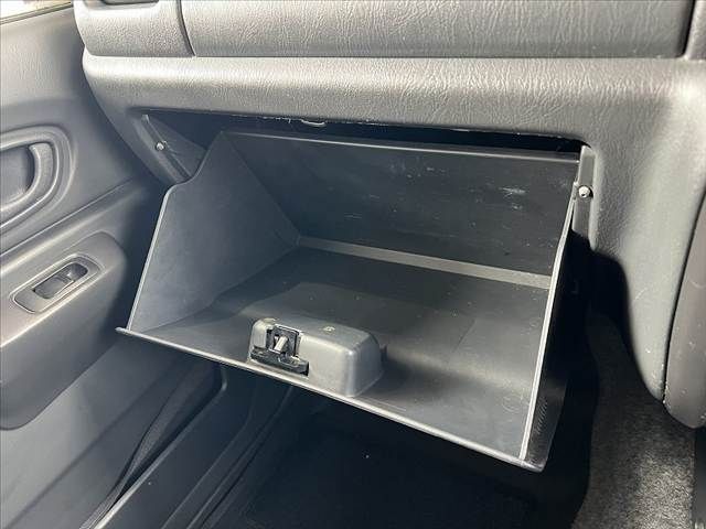 SUZUKI JIMNY 4WD 2003 Image 31