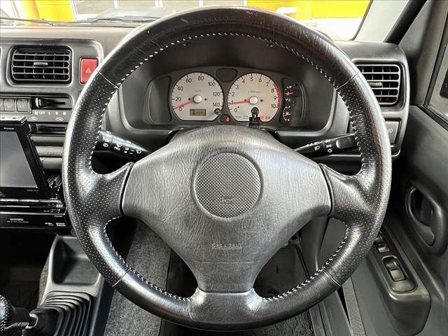 SUZUKI JIMNY 4WD 2003 Image 31