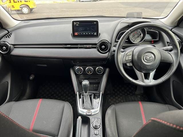 MAZDA DEMIO 2016 Image 31