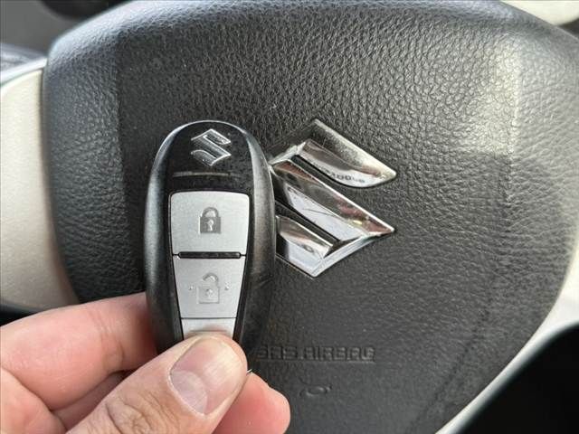 SUZUKI SWIFT 2015 Image 31