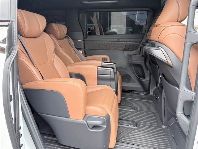 TOYOTA VELLFIRE 2025 Image 31