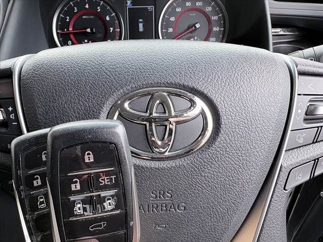 TOYOTA ALPHARD 2023 Image 31