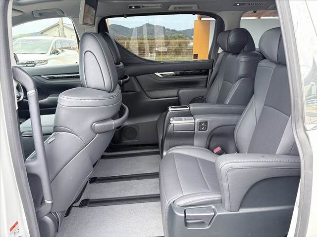 TOYOTA ALPHARD 2023 Image 31