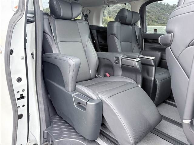 TOYOTA ALPHARD 2023 Image 31