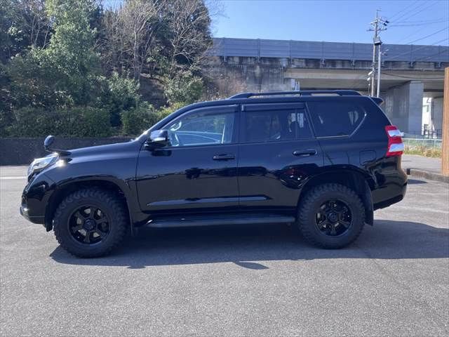 TOYOTA LANDCRUISER PRADO 2015 Image 31