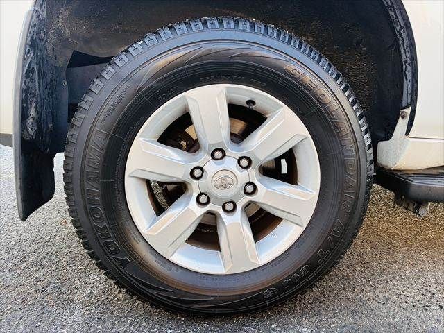 TOYOTA LANDCRUISER PRADO 2014 Image 31