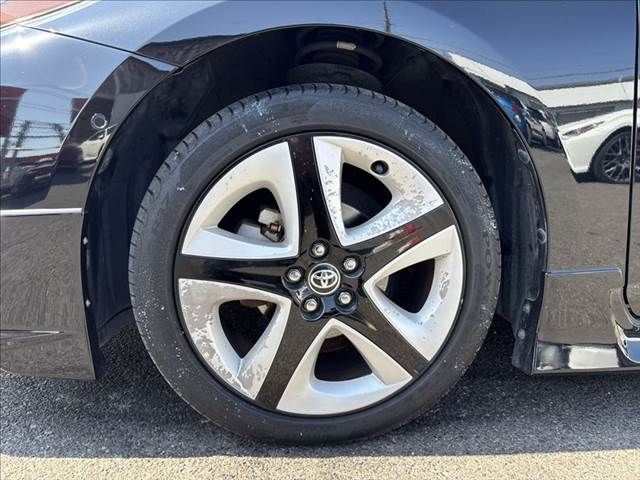 TOYOTA PRIUS PHV 2019 Image 31