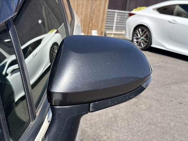 TOYOTA COROLLA TOURING 2019 Image 31