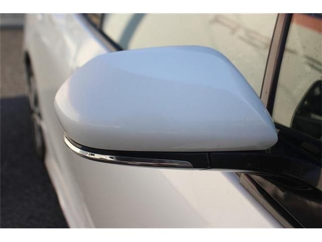 TOYOTA PRIUS PHV 2017 Image 31