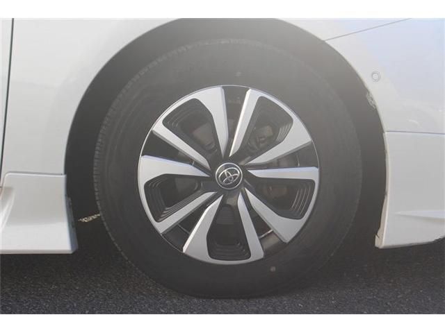 TOYOTA PRIUS PHV 2017 Image 31