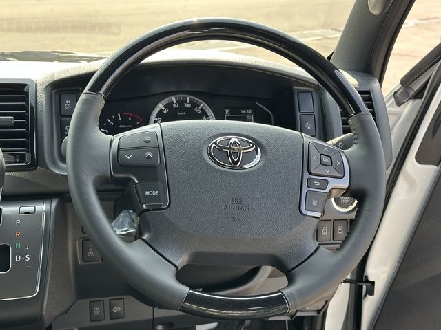 TOYOTA HIACE VAN 2WD 2026 Image 31