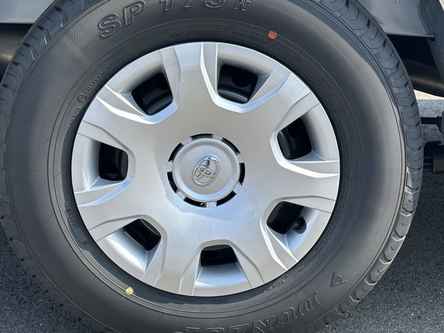 TOYOTA HIACE VAN 2WD 2026 Image 31