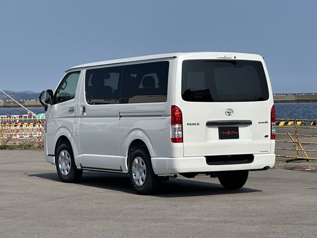 TOYOTA HIACE VAN 2WD 2026 Image 31