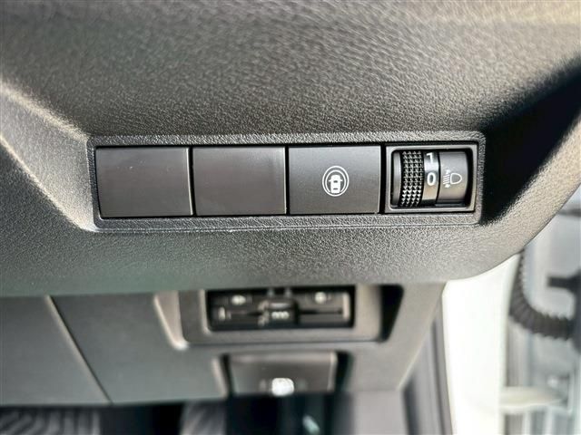 NISSAN NOTE 2024 Image 31