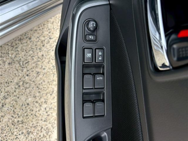 SUZUKI SWIFT 2018 Image 31