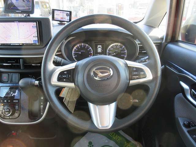 DAIHATSU MOVE CUSTOM 2015 Image 31