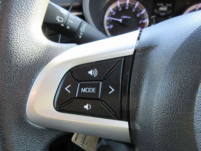 DAIHATSU MOVE CUSTOM 2015 Image 31