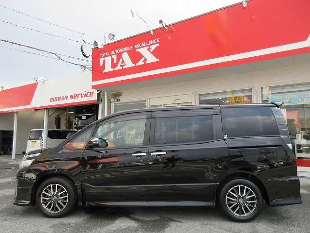 TOYOTA VOXY 2015 Image 31