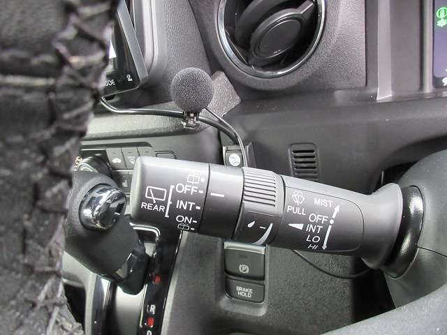 HONDA N BOX CUSTOM 2024 Image 31