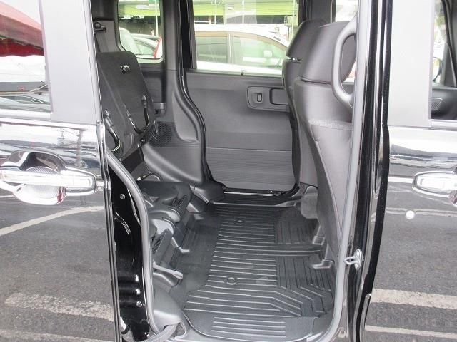 HONDA N BOX CUSTOM 2024 Image 31