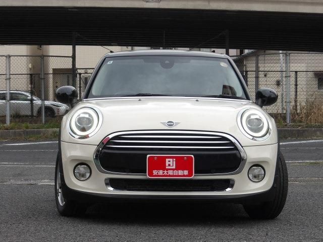 BMW MINI COOPER 5DOOR 2018 Image 31