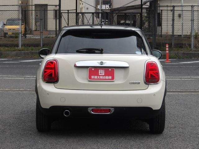 BMW MINI COOPER 5DOOR 2018 Image 31