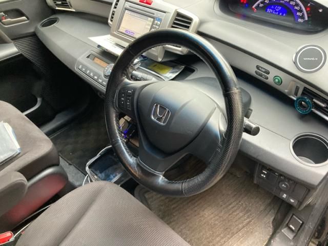 HONDA FREED 4WD 2013 Image 31