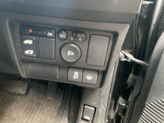 HONDA FREED 4WD 2013 Image 31