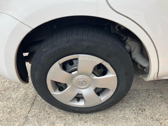 TOYOTA SIENTA 2009 Image 31