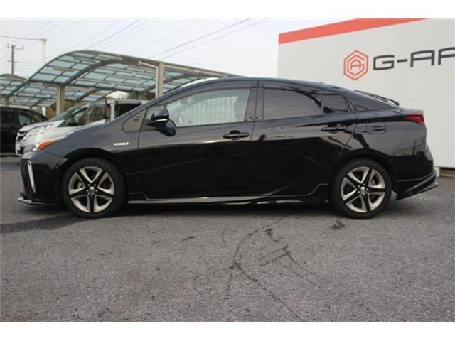 TOYOTA PRIUS 2019 Image 31